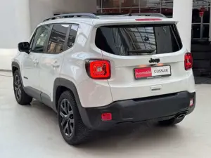 Jeep Renegade Limited Automatik Navi DAB Sitzhzg ACC Bild 3