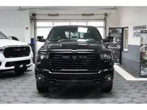 Dodge RAM 1500 Laramie NIGHT PREMIUM ACC, Luft, Harman Kardon, LPG-Gas mgl. Bild 2
