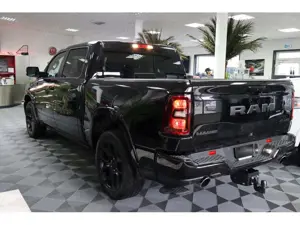 Dodge RAM 1500 Laramie NIGHT PREMIUM ACC, Luft, Harman Kardon, LPG-Gas mgl. Bild 4
