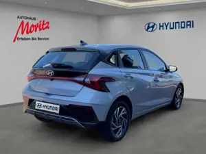 Hyundai i20 1.0 Trend Navi Bose Voll-LED Qi-Laden DigiCockpit Bild 3