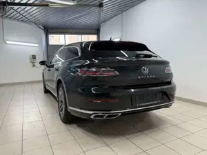 Volkswagen Arteon Shootingbrake R-Line eHybrid IQ.LIGHT Bild 4