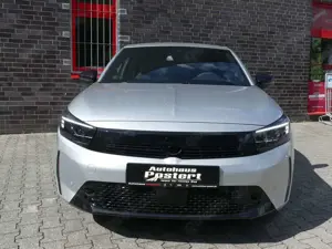 Opel Corsa GS 100PS *Allwetterreifen*Navi*Lagerwagen*