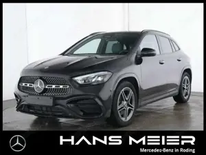 Mercedes-Benz GLA 200 GLA 200 d 4M AMG AHK Pano Night Multibeam Kamera