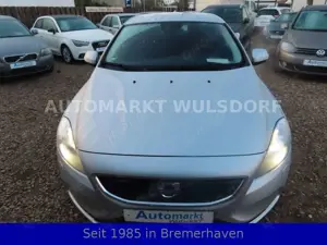 Volvo V40 You!,1,6D,Erst:69000 ,Scheckheft,1 Hand,Navi Bild 2