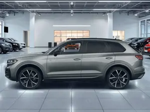 Volkswagen Touareg R-Line FINAL EDITION V6 TDI SCR 4MOTION Bild 3