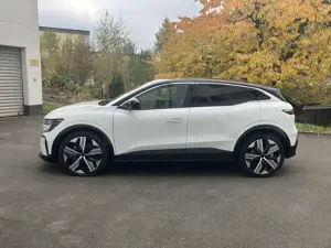 Renault Megane E-Tech Paket Iconic EV60 220hp Bild 3