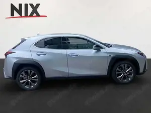 Lexus UX 300h 2.0 Hybrid F-Sport Design LED SHZ Bild 3