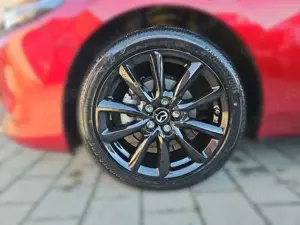 Mazda 3 2.5-Liter e-Skyactiv G 140 Homura ACC LED Navi Bild 4