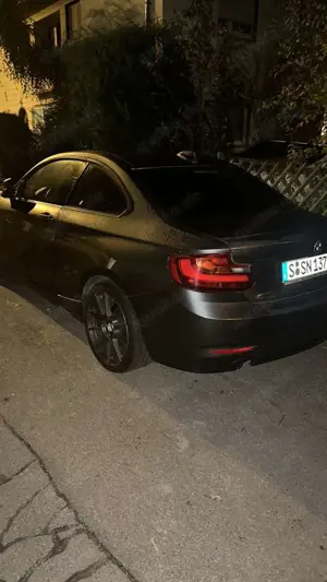 BMW 220 220i Coupe Sport Line Bild 5