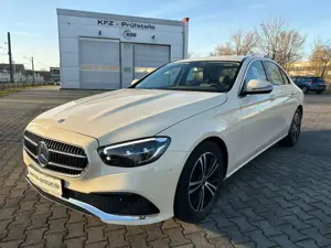 Mercedes-Benz E 200 E200 Limo 1.HAND AVANTGARD DAS TAXI KAMERA NAVI