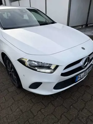 Mercedes-Benz A 180 Bild 2