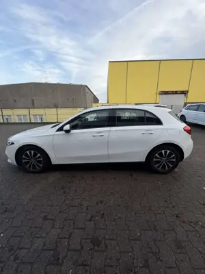 Mercedes-Benz A 180 Bild 5