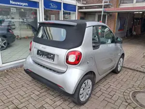 smart forTwo Cabrio | Klima | SHZ | Scheckheft Bild 5