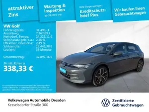 Volkswagen Golf VIII 1.5 eTSI Style Navi AHZV Kamera