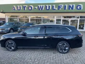 Volkswagen Passat Variant 1.5 eTSI-DSG Elegance, IQ,Navi Pro