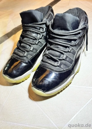 Jordan 11 Jubilee 25th Anniversary Gr. 42 schwarz