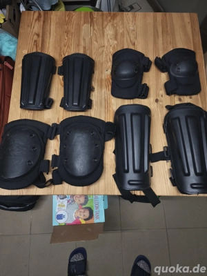 Schienbeinschoner, Ellbogenschoner, Knieschoner und Unterarmschoner