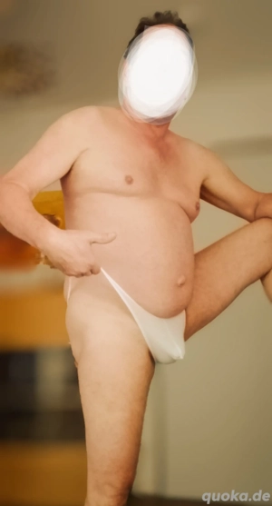 Suche nach einer geilen Frau für einen Blowjob 