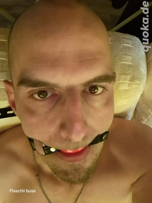 ich möchte jetzt sofort hart geknebelt werd