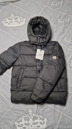 Moncler Daunjacke