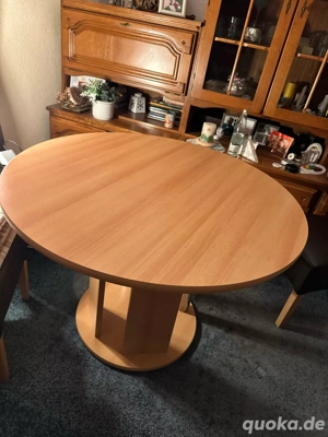 stabiler Holztisch zum Verkauf