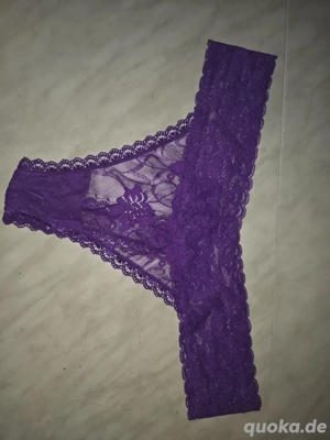 getragene socken und tangas 