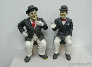 Dick und Doof, 2 Figuren, Laurel & Hardy, sitzend, H 65 cm
