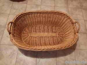 Weidekorb   Wäschekorb alt und robust