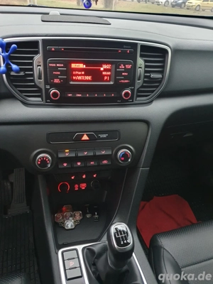 Kia Sportage 1.7 CRDi Euro 6 | Scheckheft | Unfallfrei Bild 4