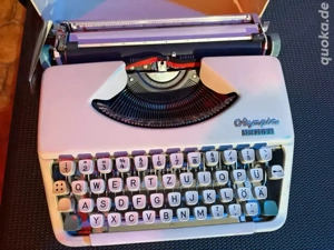 Vintage Olympia Splendid 33 Reiseschreibmaschine