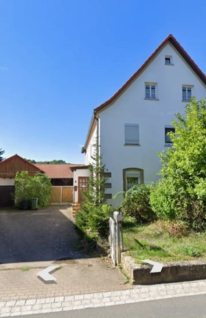 Ein- Zweifamilienhaus; 3 Seit Hof; Gehöft; Bauplätze