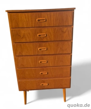 Skandinavische Schubladenkommode der 60er