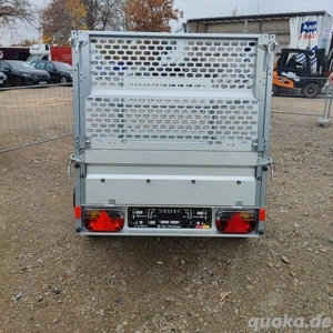 Vermiete: Kastenanhänger mit Gitter - Einzelachse