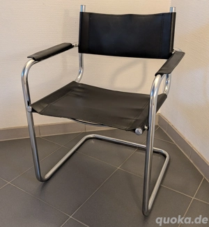 Bauhaus-Stil Freischwinger | Chrom & Schwarzes Leder | Design-Klassiker