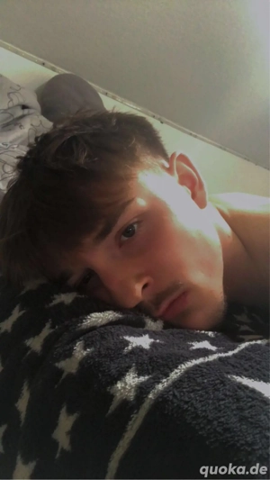 18 jähriger sucht egal wir alte frau um sie zu verföhnen!!!