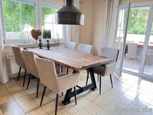 Freistehendes EFH mit Pool