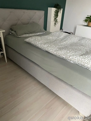 Neuwertiges Boxspringbett 120x200cm.
