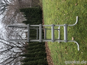 Pool inkl. Sandfilteranlage, Leiter und Zubehör