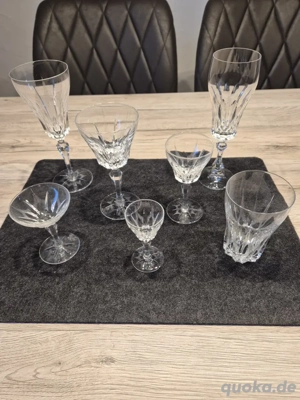37-teiliges Kristallgläser-Set zu verkaufen