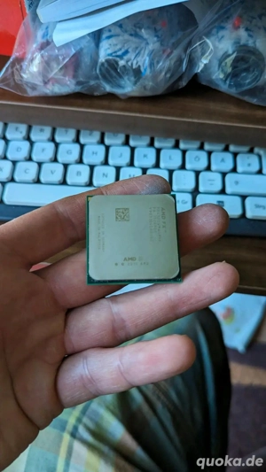 AMD FX 4300 3,8 GHz + 8 GB Patriot RAM + Netzteil 500 Watt