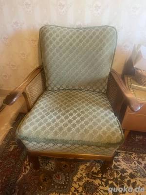 Verkaufe zwei klassischen Polstersessel im Vintage-Stil
