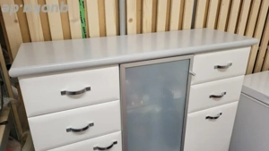 Kommode weiß   hellgrau (Bad-Möbelstück)