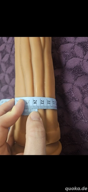 XXL Realistischer Dildo   Riesig und intensiv! 