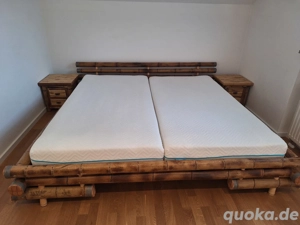 Bambus-Doppelbett mit Nachttisch