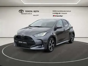 Toyota Yaris Hybrid Teamplayer LED Apple CarPlay Android Auto K Bild 1
