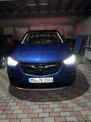Opel Grandland X 1.6 Start/Stop Automatik Ultimate Bild 2