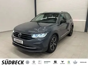 Volkswagen Tiguan 1.4 TSI R-LINE E-HYBRID AHK+KEYLESS+LED+LEDER+A...
