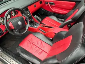 Mercedes-Benz SLK 200 /Cabrio/Leder/E.Verdeck/Klima/Temp/Automa