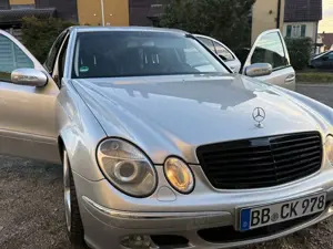 Mercedes-Benz E 320 Elegance Bild 3