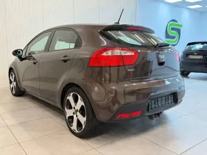 Kia Rio 1.4 CVVT Spirit Bild 5